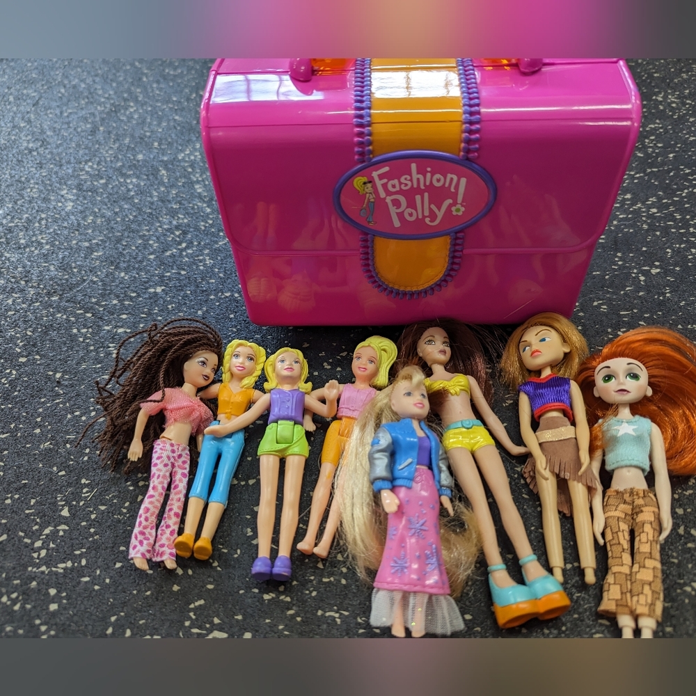 Fashion polly and others lot.